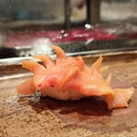 稲城 ヨロシク寿司 - 赤貝