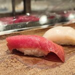 稲城 ヨロシク寿司 - 漬けマグロ