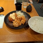 焼き鳥・炙り炭焼き をどり - 