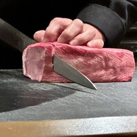 西麻布 肉粋やまもと - タンのカット