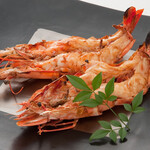 Charcoal grilled, salt-grilled large shrimp (whole)