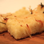 クッチーナ イタリアーナ ガッルーラ - 玉ねぎのフォカッチャ