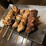 秘伝手羽先唐揚げと地鶏 焼き鳥 和個室 居酒屋 鳥心 - 