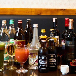 バリエーション豊かなドリンク。単品飲み放題あり