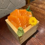 和食個室居酒屋 魚升 - ノルウェーサーモン　880円