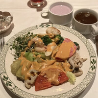 ロウリーズ・ザ・プライムリブ 恵比寿ガーデンプレイス店 - 
