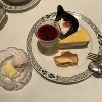 ロウリーズ・ザ・プライムリブ 恵比寿ガーデンプレイス店 - 