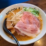 NOODLE BAR 9 - 