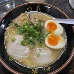 博多とんこつラーメン わ蔵  - 