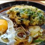 Tachiguisobayonejirou - 春菊天そば 500円、生卵 50円