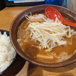 札幌味噌ラーメン アウラ - 