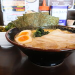 やまふじ家 - 豚骨醤油やまふじらーめん＆ライス