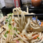 伊万里ちゃんぽん - 麺はこんな感じ