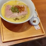 TOSAKA - 鶏白湯(塩)