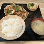 とんかつよしえ - 朝セン定食1350円