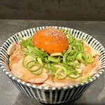 Noodle Atelier有象無象 - 炙りレアチャーシュー丼