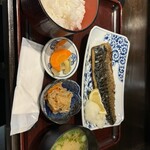 炭火焼魚店 白銀屋 - 