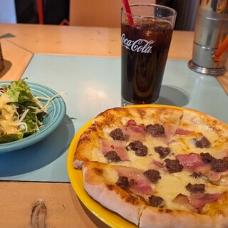 カルフォルニア 101 PIZZA_0