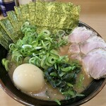 武道家 賢斗 - 特製ラーメン