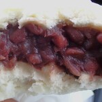 タンタン - あんまん断面（食べかけ御免）