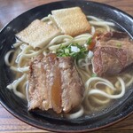 お食事処 じんく屋 - 軟骨ソーキそば850円