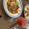 Madre ハーブとスパイス料理のワイン食堂