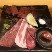 近江うし焼肉 にくTATSU 銀座店 - 
