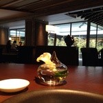 ラ・ロカンダ - 竹の中庭からの明かりが、気持ちいいです＾＾