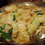 Ryuukyuusumibiyakitorikushihiko - もつ鍋