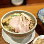 麺 一直 - 