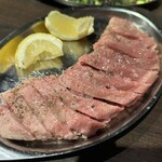 炭火焼肉 牛牛 - 