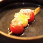 京出汁おでんと旬菜天ぷら 鳥居くぐり - ミニトマト串