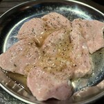 炭火焼肉 牛牛 - 