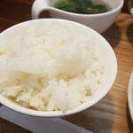 キッチン ブルー グローブ - ご飯大盛りのアップ