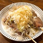 もつ焼き煮込み 楓 - ればネギダレのせ