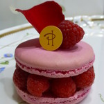 ピエール・エルメ・パリ - イスパハン945円