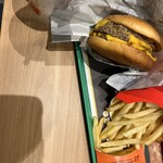 マクドナルド - 