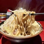 Ramen Jirou - 「ラーメン」の麺
                        2024年4月10日