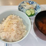 Resutoram Marin Katei - 食事》　季節の釜飯　筍ご飯セット