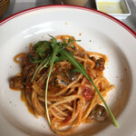 TRATTORIA AL POMPIERE - もちもちスパゲッティに魚のトマトソースで美味しいです