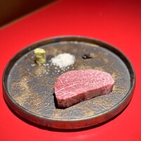 和牛とタン 焼肉 とみ 新橋本店 - 