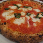 トラットリア・ピッツェリア・レ・アルカーテ - ピッツァマルゲリータ