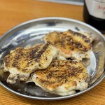 お好み焼き ふじや - ( 'ﾛ')/'ﾛ')/'ﾛ')/'ﾛ')/うまｰｰｲ!!!
      ほくほく、ふっくらの「手羽」！自分で焼いたらこうはならん