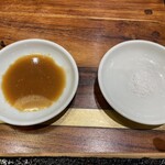 Pyompyonsha - 酢味噌ベースの「特製ダレ」と「のだ塩」