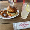 REDS' BURGER DINER