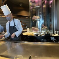 ニュー松坂 難波御堂筋店 - 
