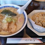 麺工房 華みずき - ギトギトラーメン塩(大盛)+チャーハン