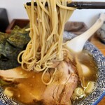 中華そば専門 とんちぼ - 麺は自家製中細麺