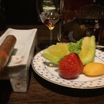 Cigar Bar SUI - 4月 葉巻ファンロペス ロブスト