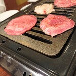 焼肉 かるね屋 - 